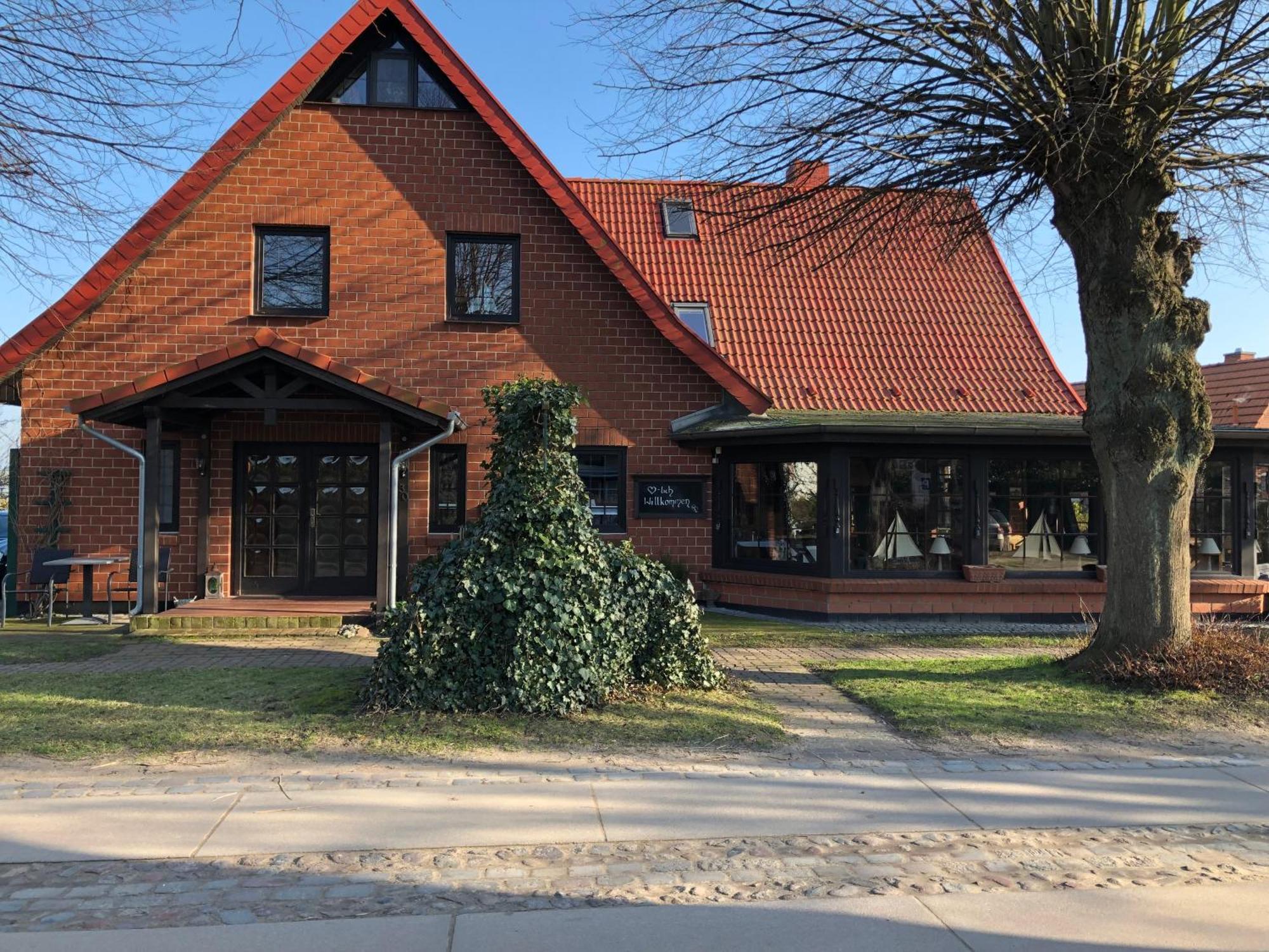 Landhaus Schlunt Вустров Экстерьер фото